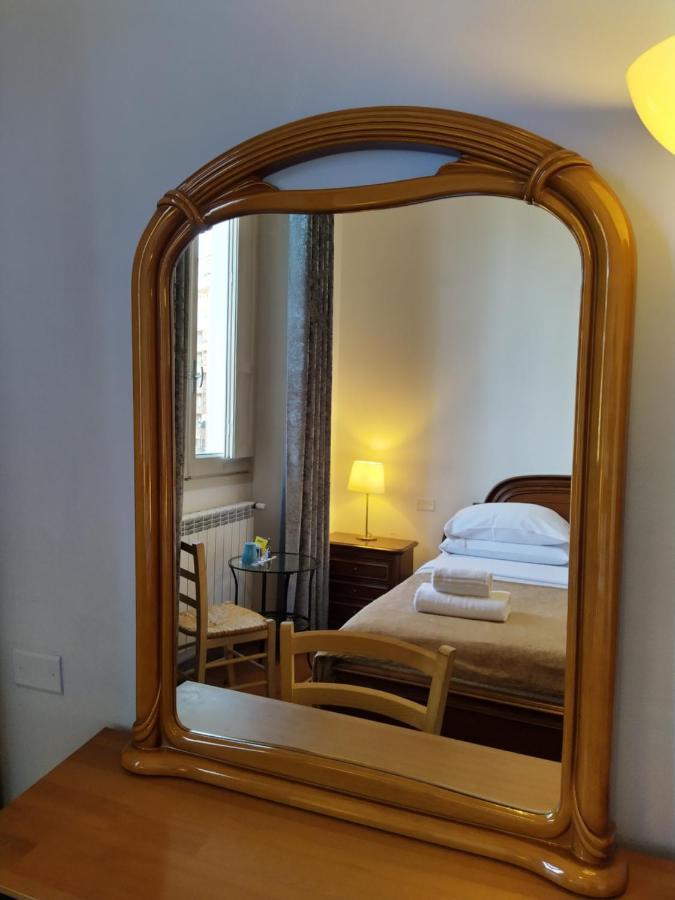 Guest House Lorvand Рим Екстериор снимка